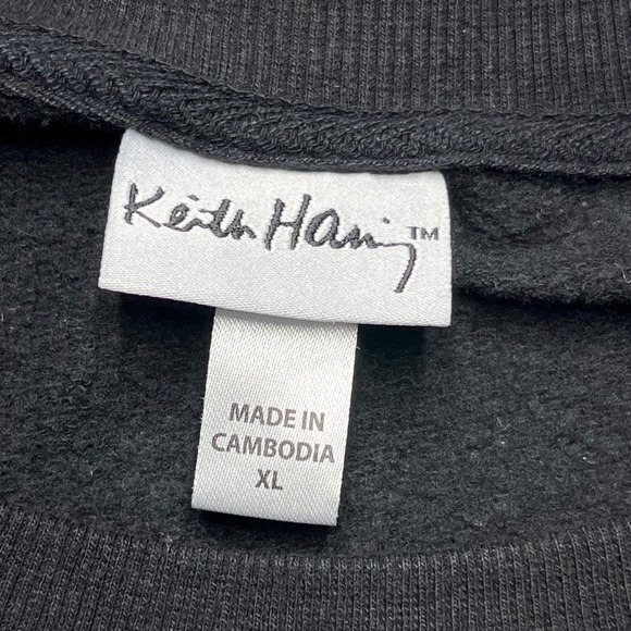 Keith Haring Heart Graphic Sweatshirt Black Mens XL Pop Art Crewneck Pullover - Picture 2 of 9